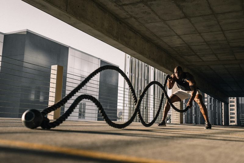 CrossFit dla Początkujących: Jak Przygotować się do Pierwszego Treningu?