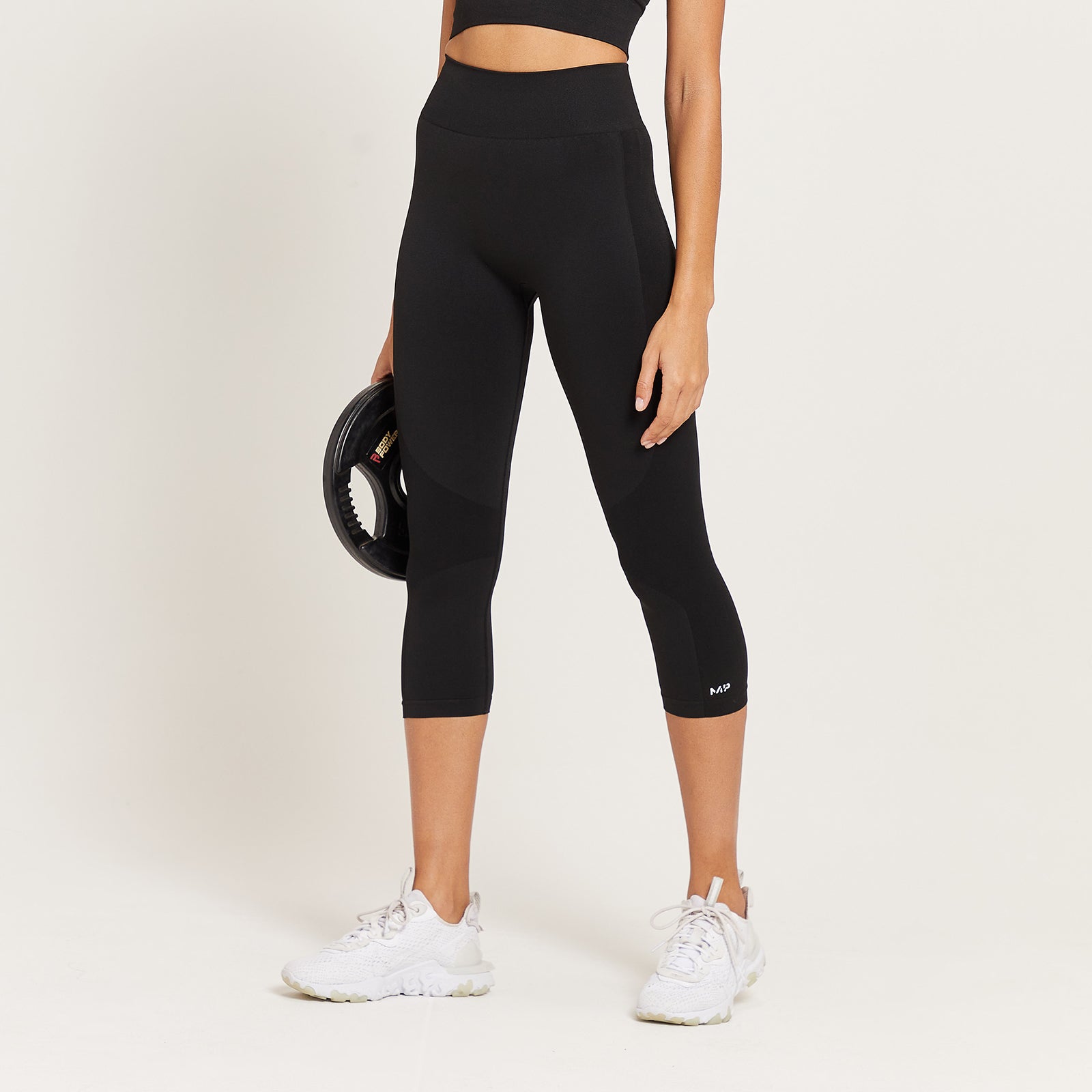 Damskie legginsy ¾ z wysokim stanem z kolekcji Curve MP (Czarny)