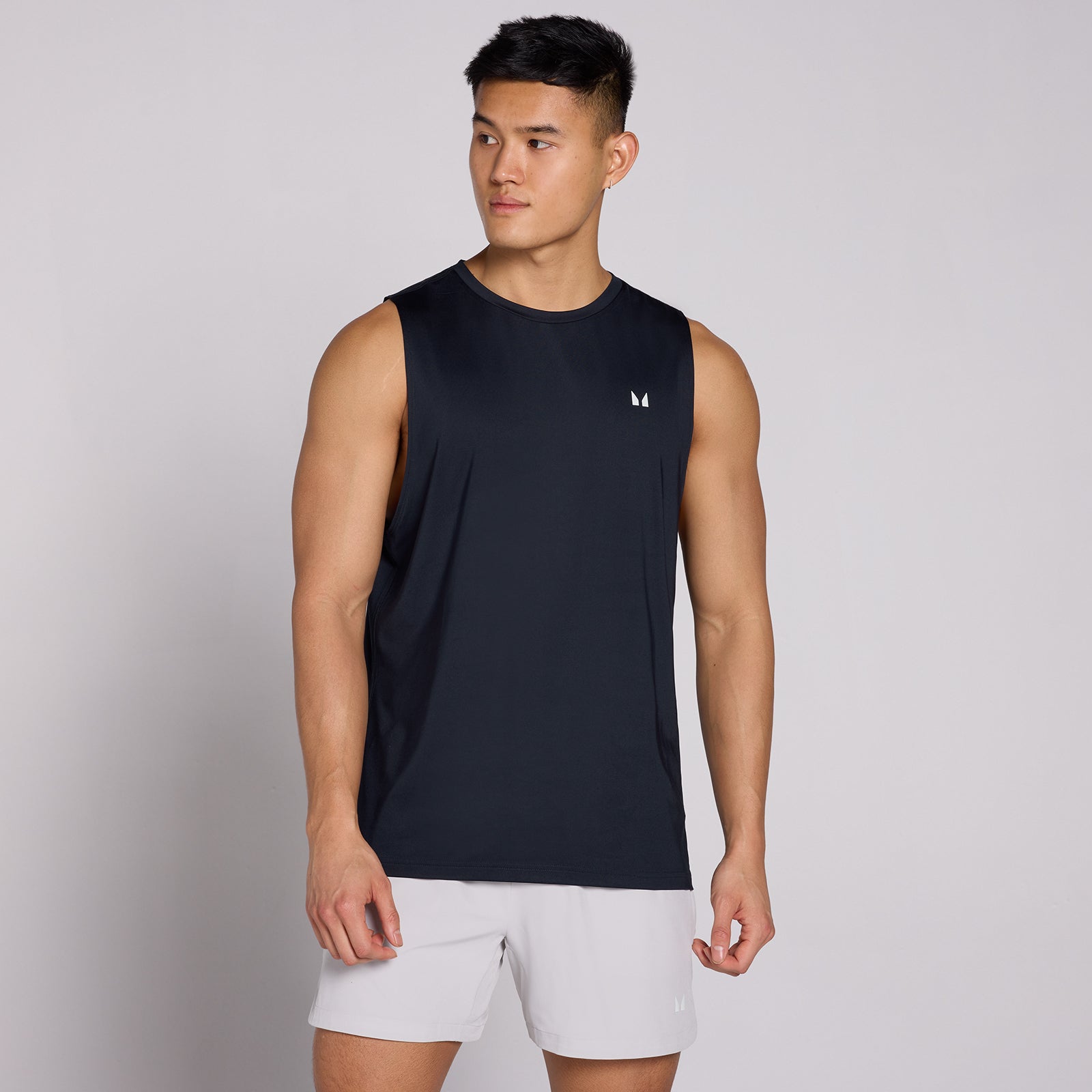 Męski podkoszulek bez rękawów z kolekcji Training MP (Dark Navy)
