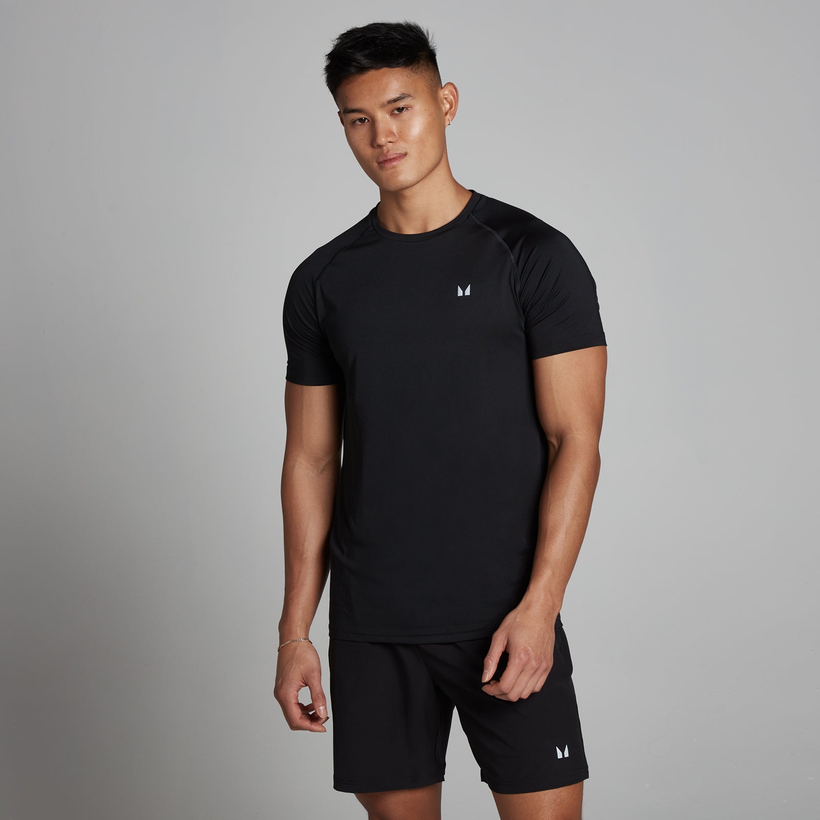 Męski T-shirt z krótkim rękawem z kolekcji Training MP (Czarny)