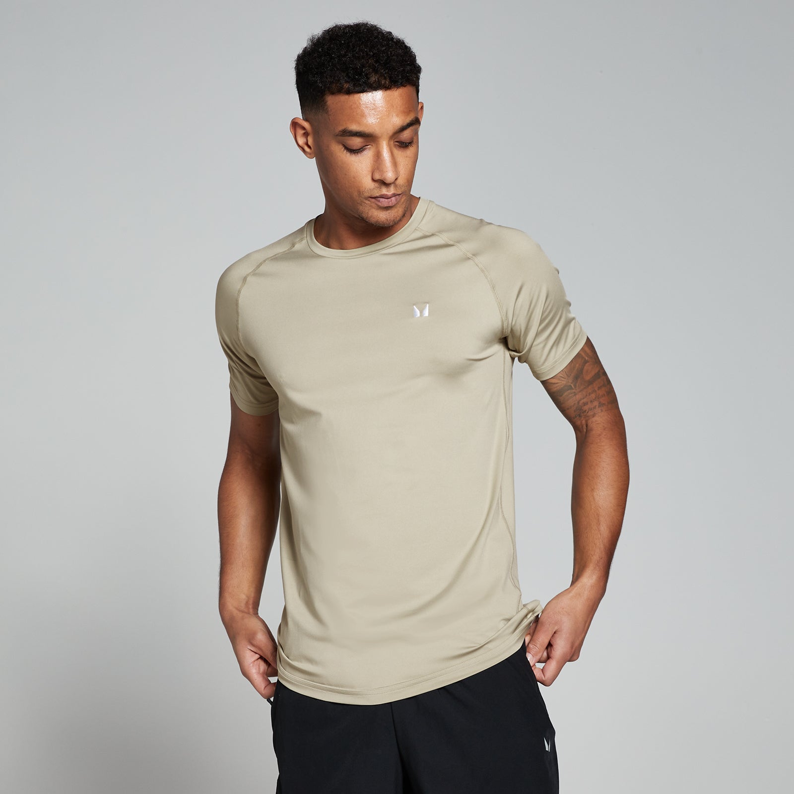 Męski T-shirt z krótkim rękawem z kolekcji Training MP (Stone)