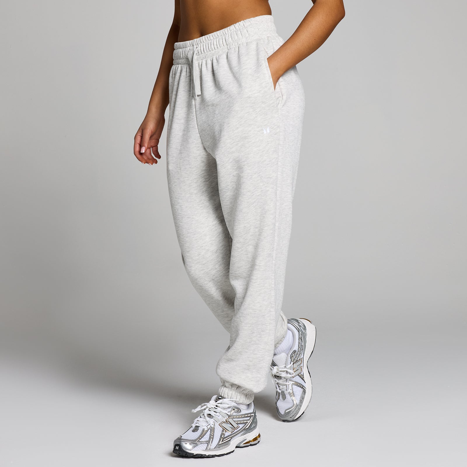 Damskie joggery z kolekcji Basics MP (Light Grey Marl)