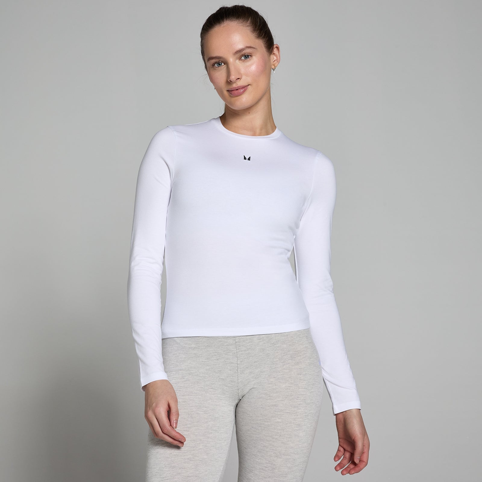 Damski T-shirt z długim rękawem o dopasowanym kroju z kolekcji Basics MP (Biały)