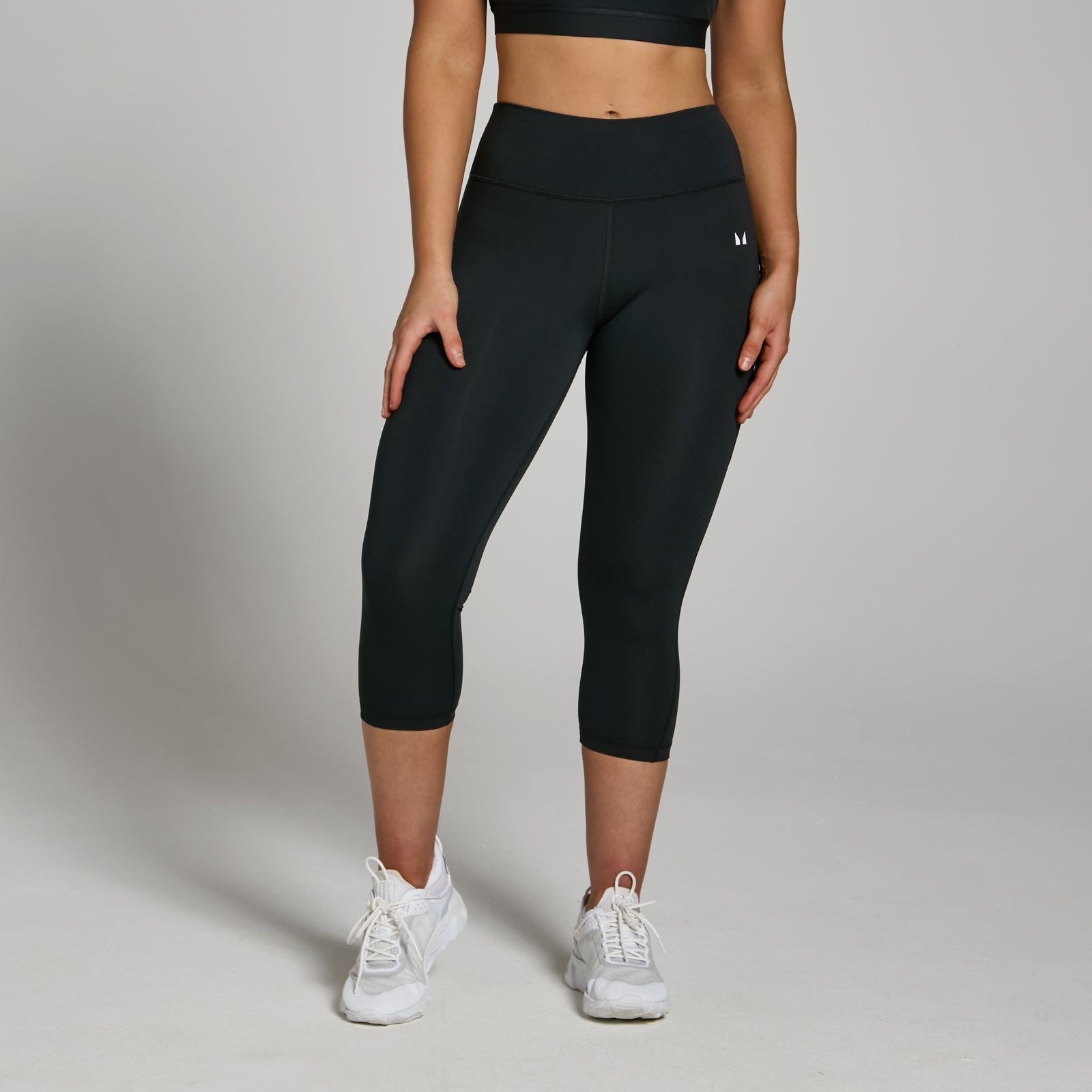 Damskie legginsy ¾ z kolekcji Power MP – czarne