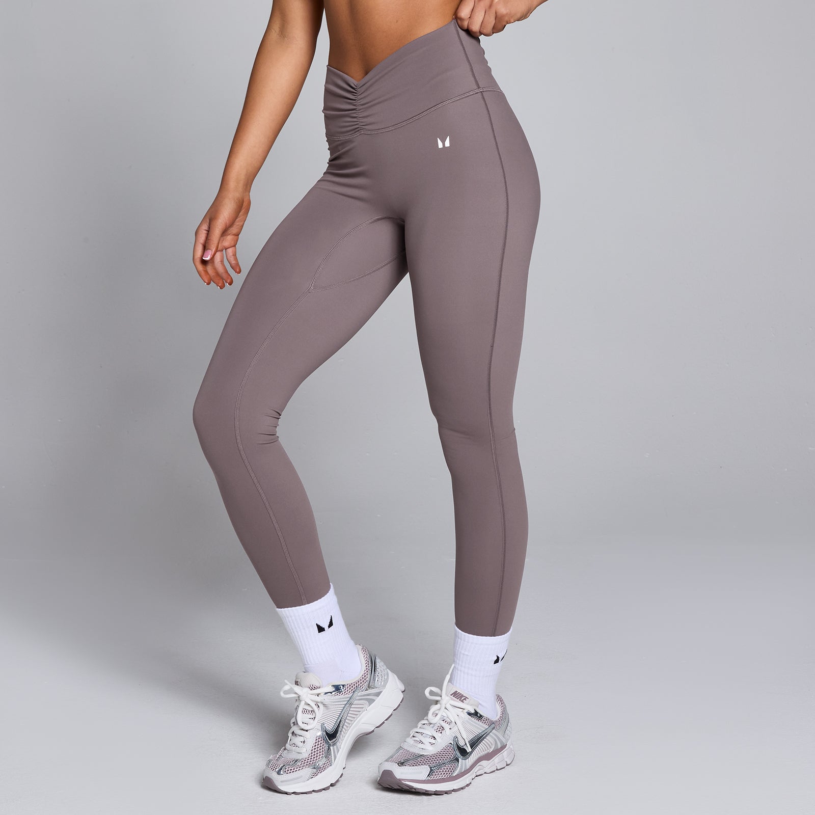 Damskie legginsy z marszczonym przodem z kolekcji Tempo MP – mokka (Mocha)