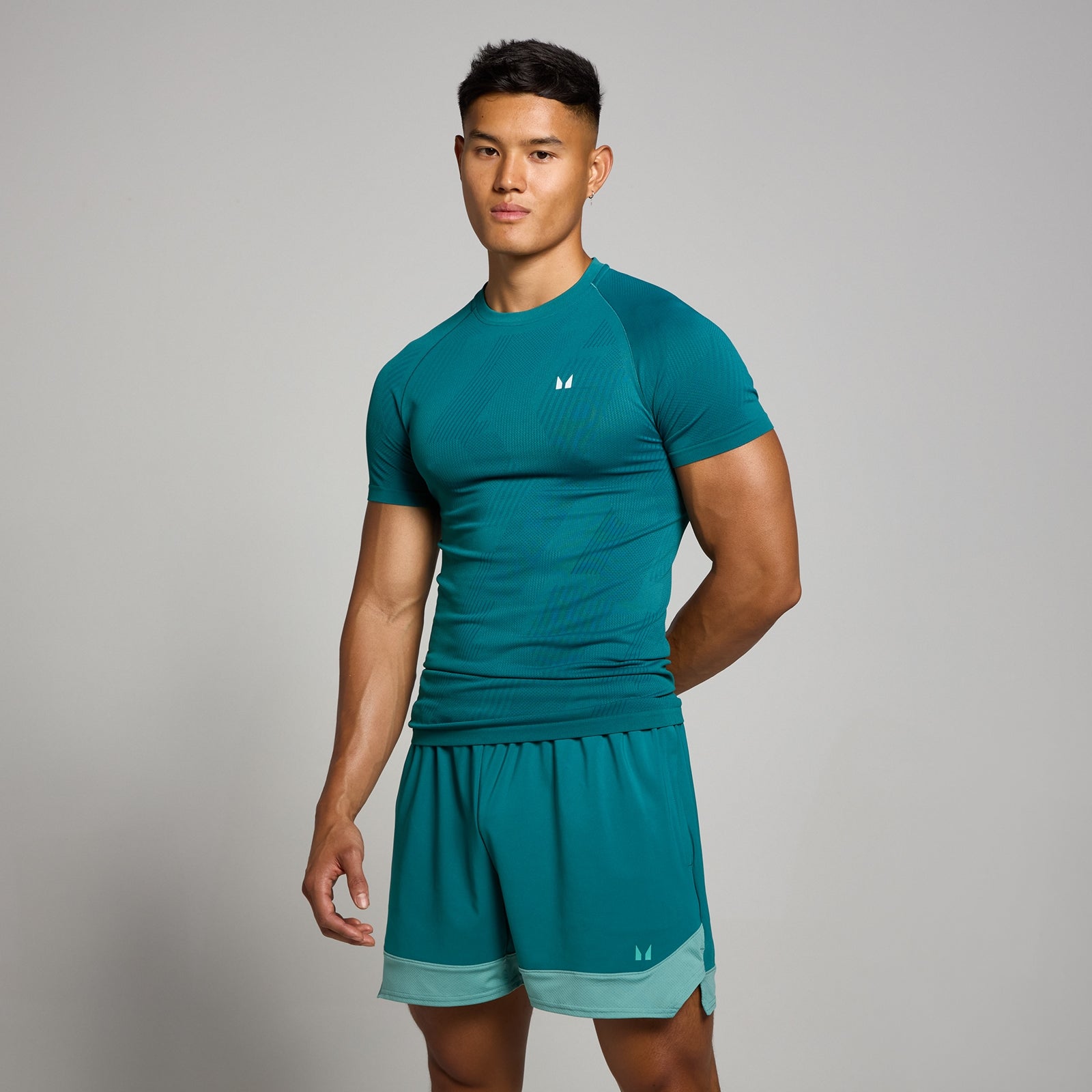 Męski bezszwowy T-shirt z grafiką z kolekcji Tempo MP – Navy (Aqua Teal)