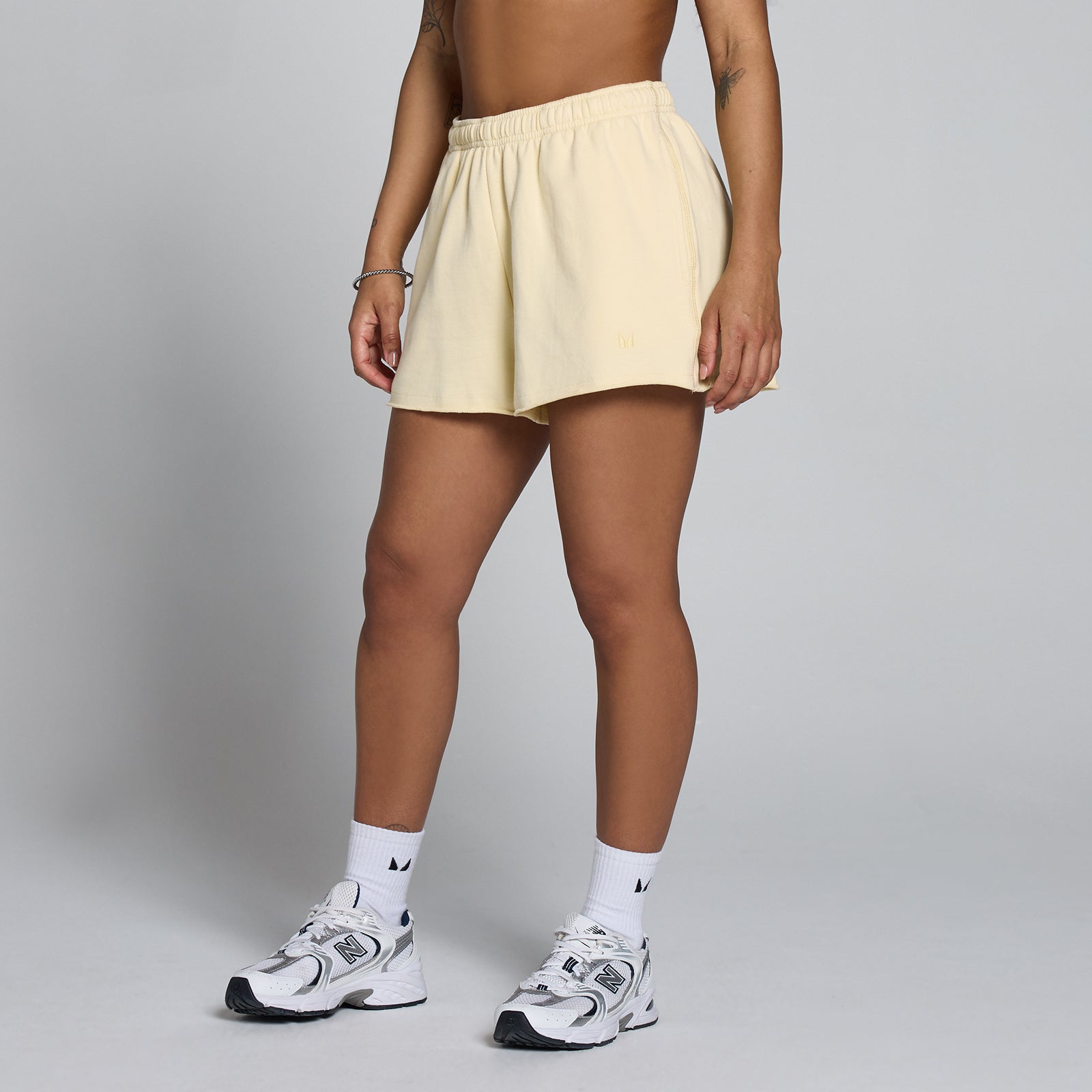 Damskie Spodenki Dresowe Lifestyle MP (Butter)