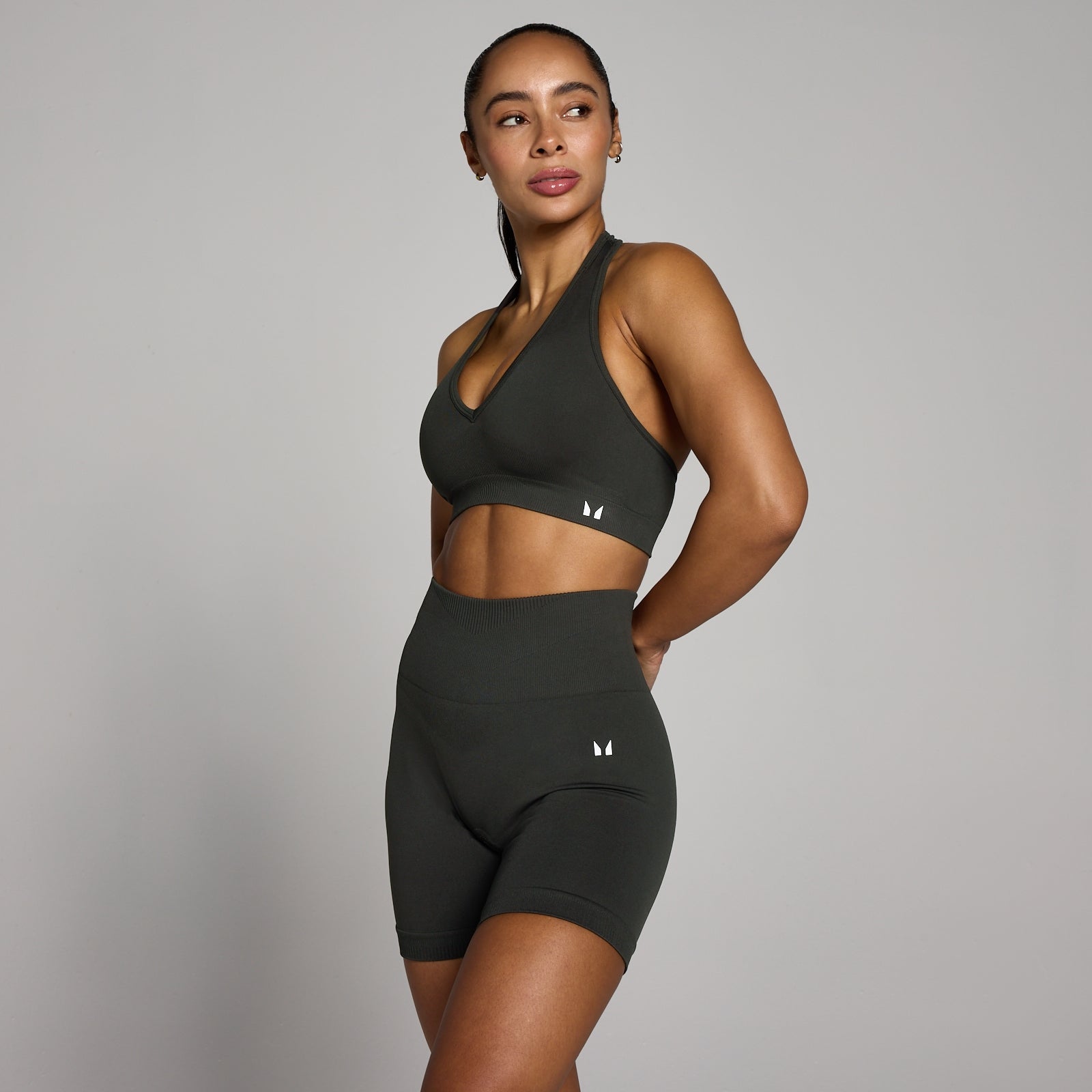 Damski biustonosz sportowy MP Tempo Seamless Halter Neck (Night Grey)