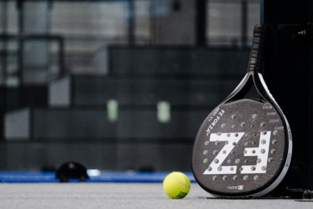 Padel: Techniki defensywne i ofensywne