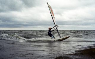 Windsurfing: Jak poprawić swoją technikę