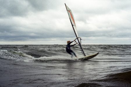 Windsurfing: Jak poprawić swoją technikę