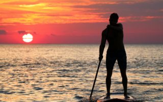 S.U.P. (Stand Up Paddling): Podstawy i zaawansowane techniki